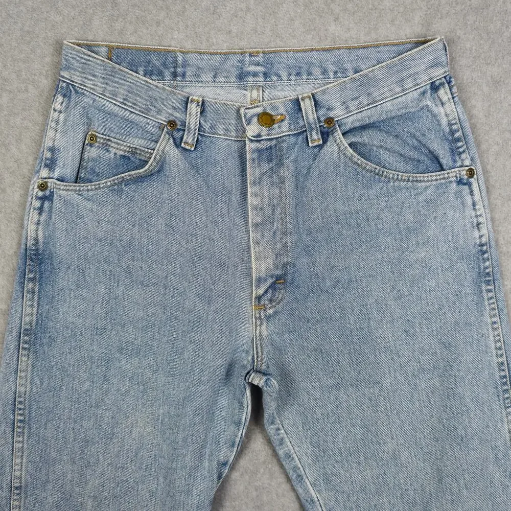 Wrangler Mens 31x32 Rugged Wear Classic Fit Jeans Light Wash Denim